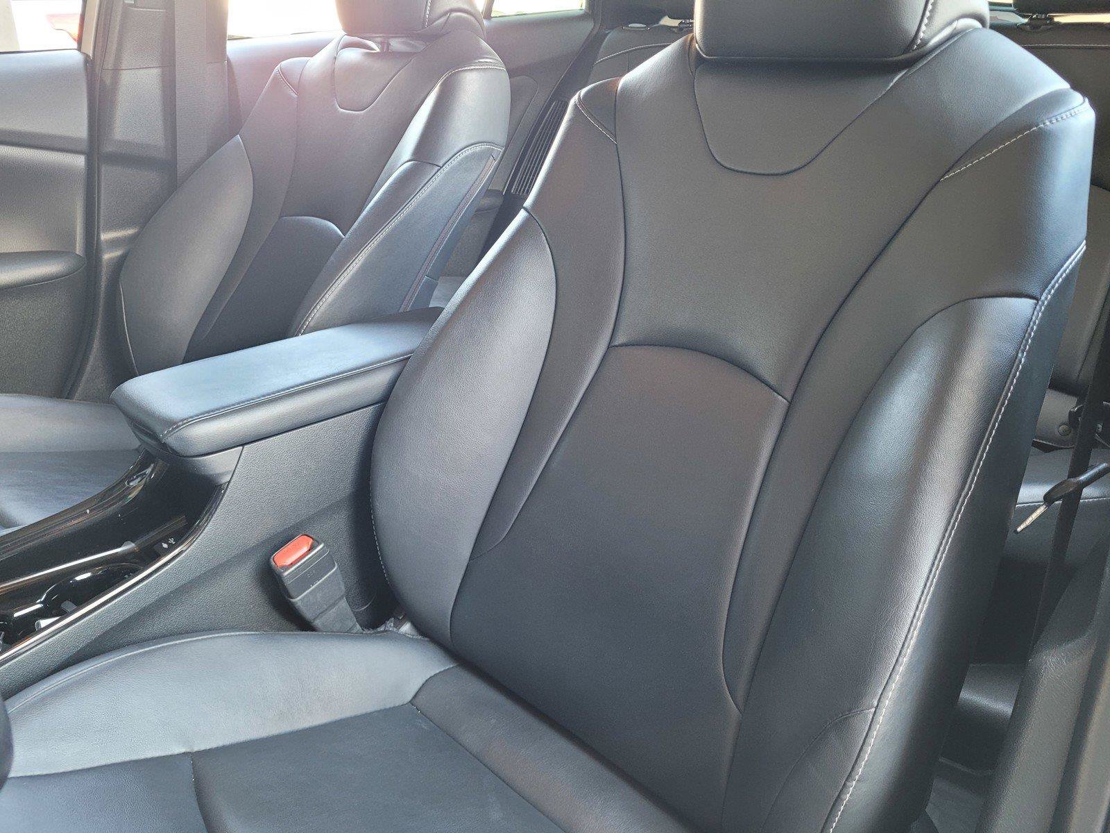 Used 2020 Toyota Prius Prime XLE FWD image 20