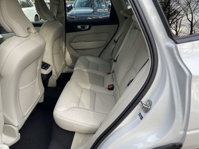 New 2026 Volvo XC60 B5 Ultra w/ Climate Package image 15