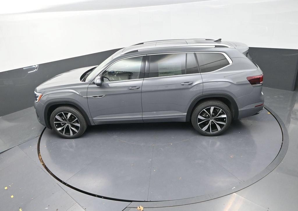 New 2026 Volkswagen Atlas SEL Premium R-Line AWD/4WD image 16