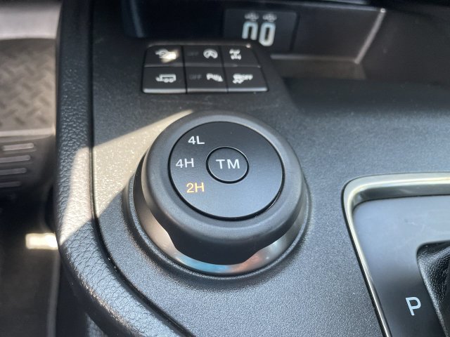Used 2020 Ford Ranger XLT w/ Equipment Group 302A Luxury AWD/4WD image 17