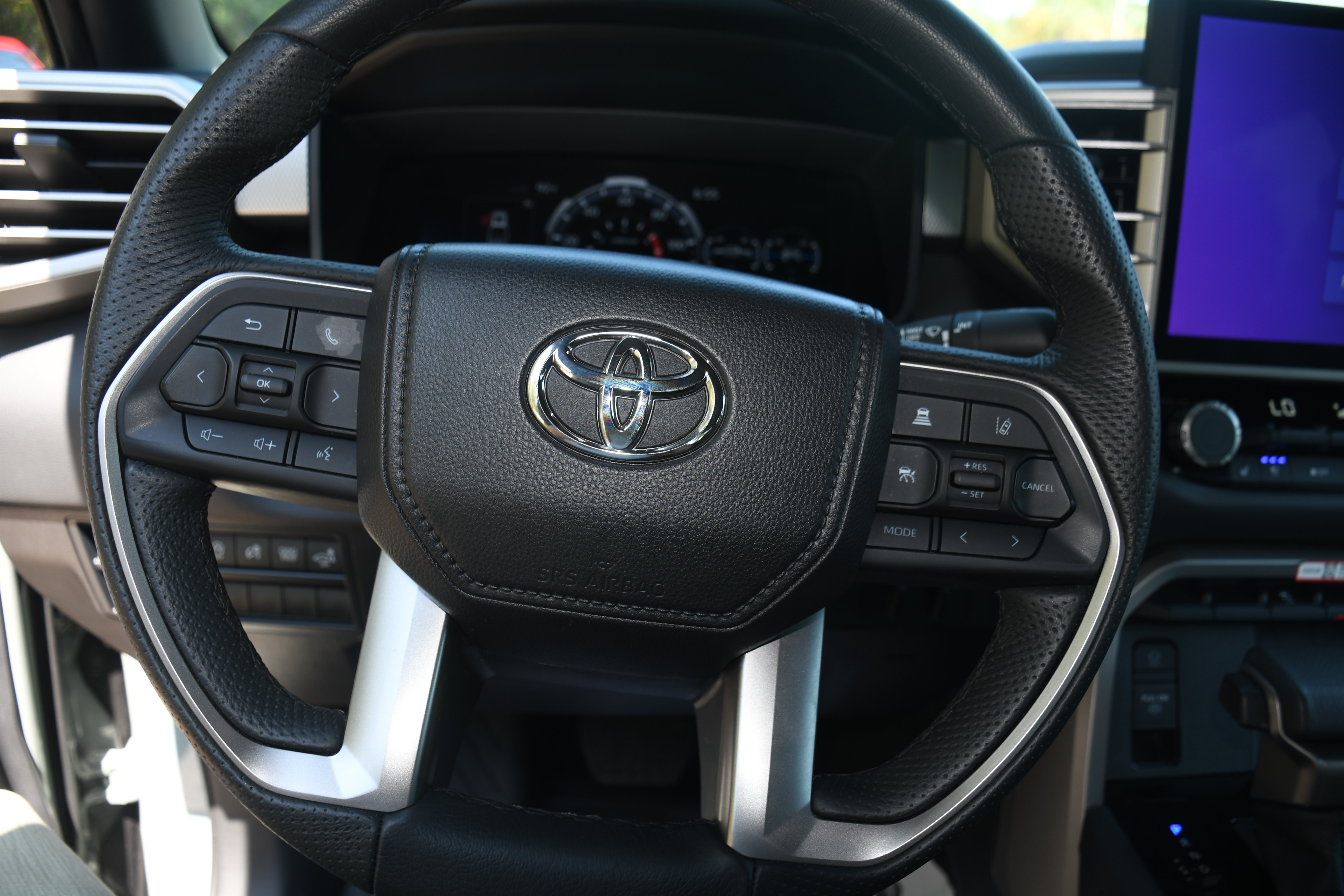 Certified 2026 Toyota Tundra Limited AWD/4WD image 13