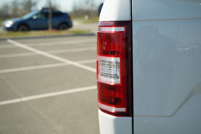 Used 2019 Ford F150 XLT image 39