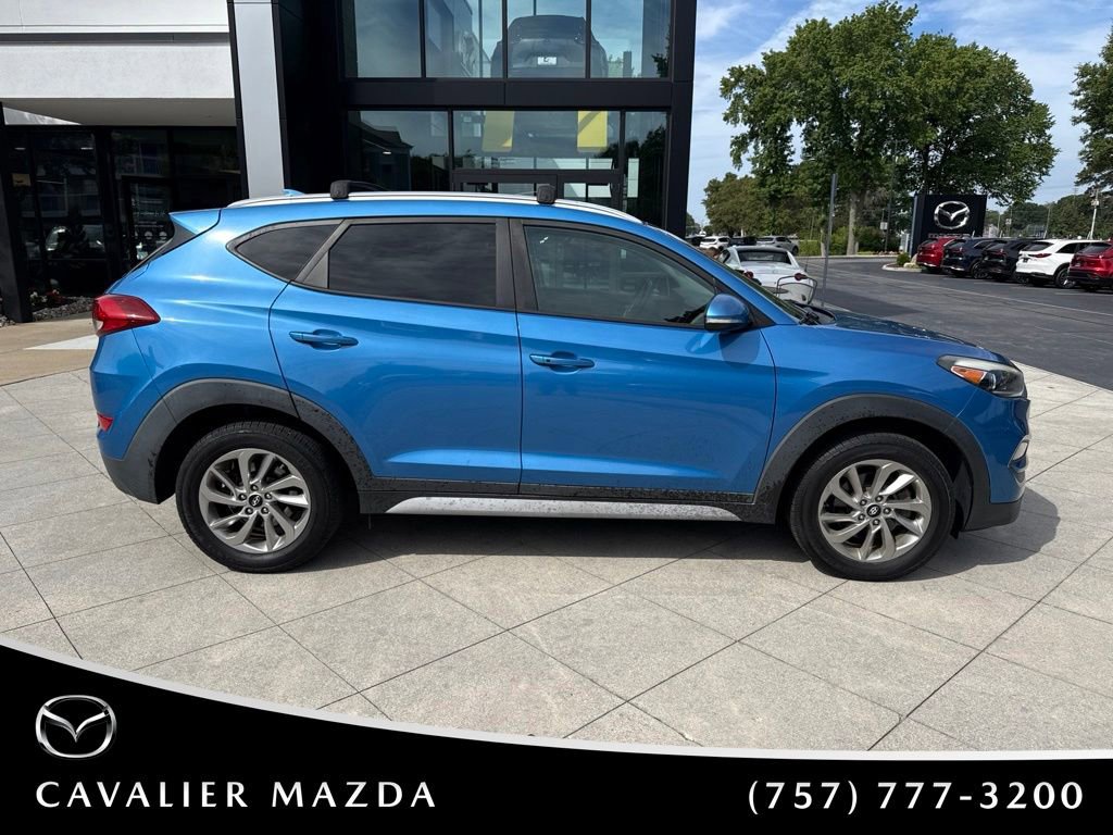 Used 2017 Hyundai Tucson SE Plus AWD/4WD image 5