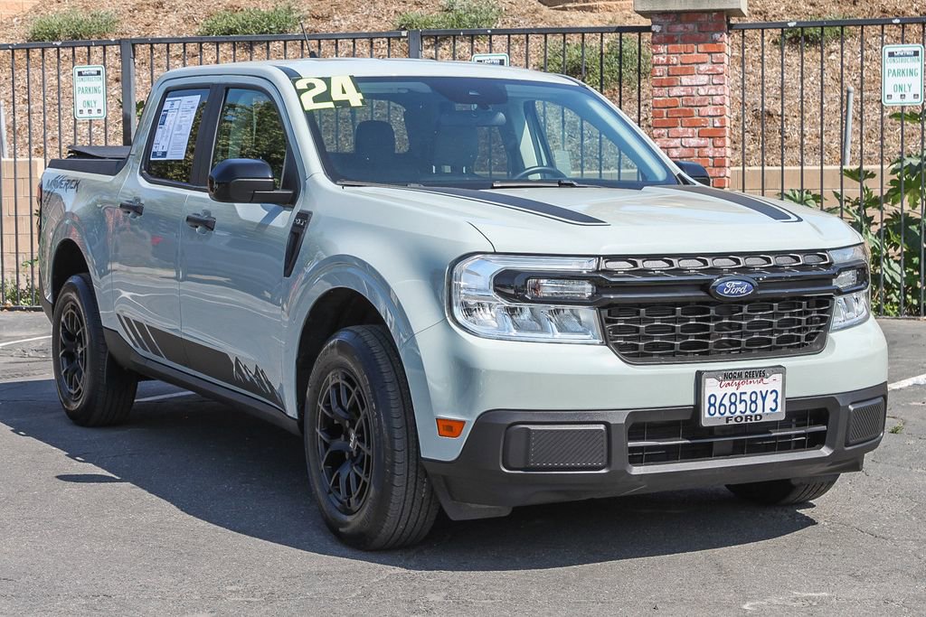 Used 2024 Ford Maverick XLT w/ XLT Luxury Package image 3