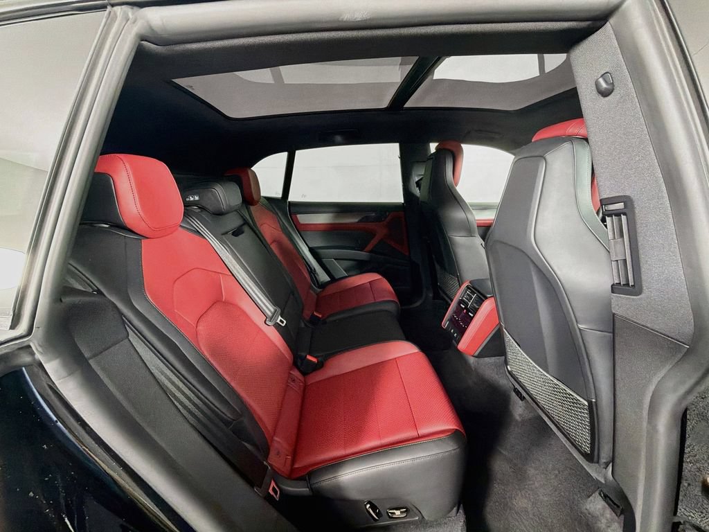 New 2026 Porsche Cayenne Electric AWD/4WD image 29