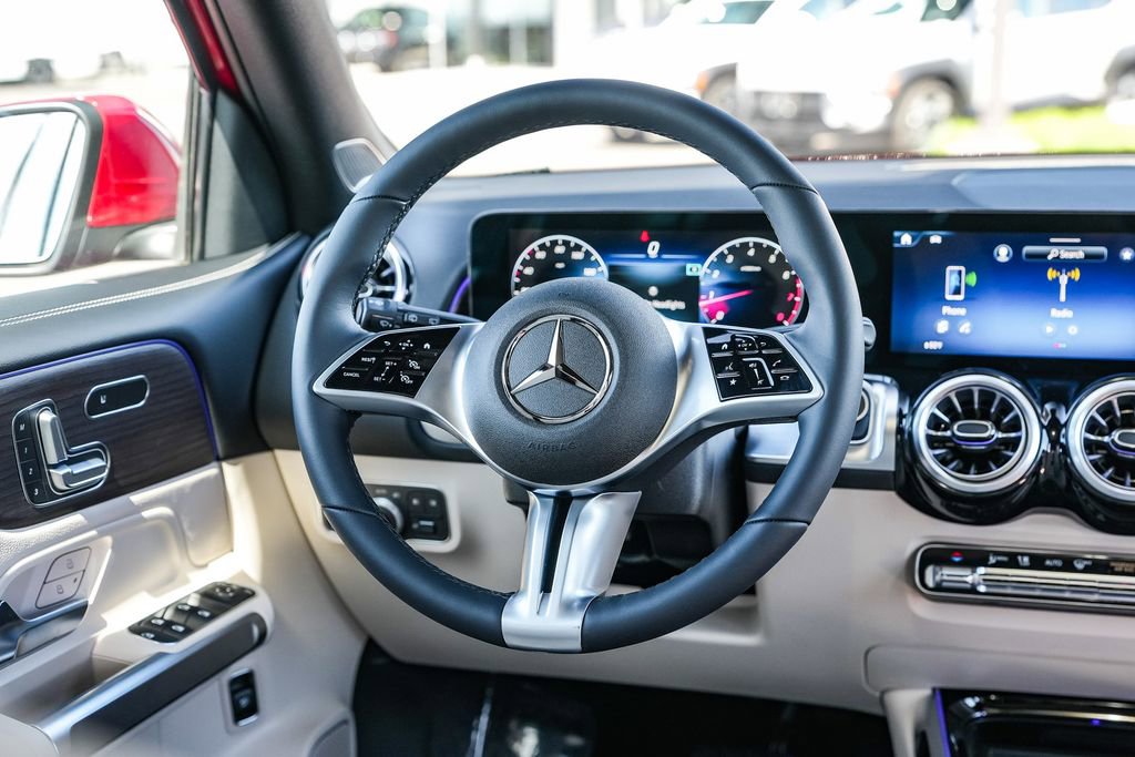 New 2026 Mercedes-Benz GLB 250 4MATIC image 18