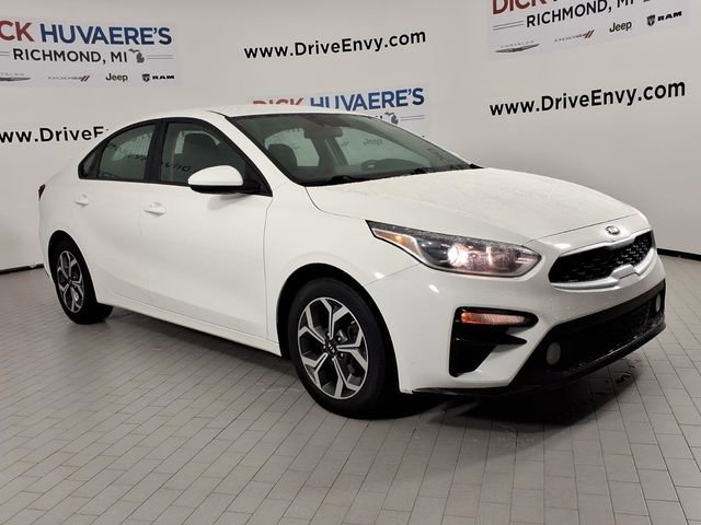 Used 2021 Kia Forte LXS image 3