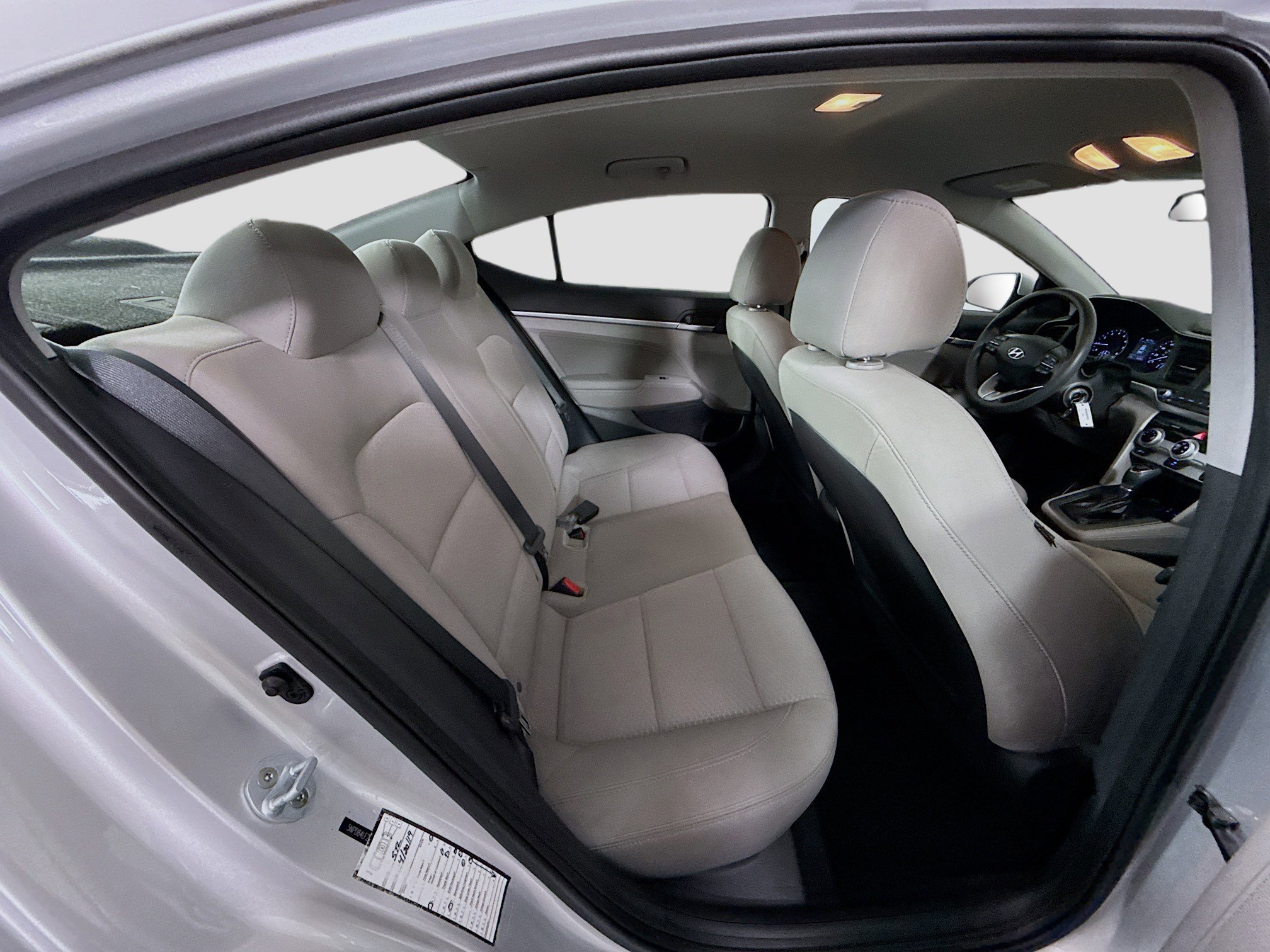 Used 2019 Hyundai Elantra SEL image 26