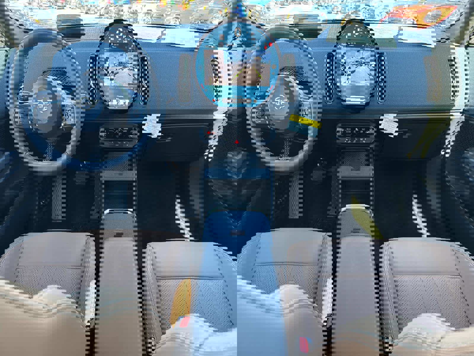 Used 2025 MINI Cooper Countryman S w/ Comfort Package Max image 16