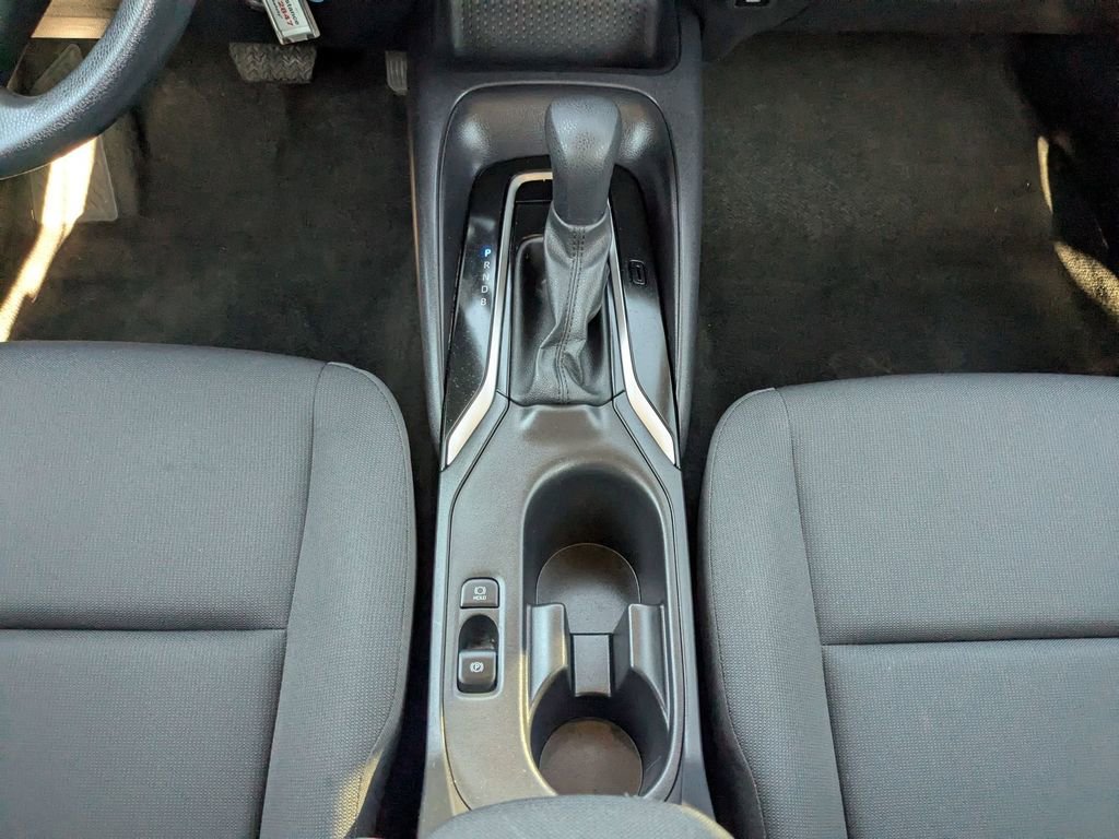 Used 2025 Toyota Corolla LE image 24