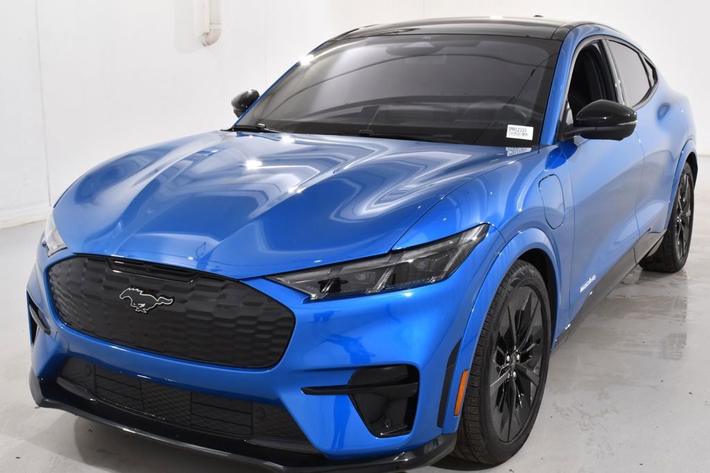 Used 2025 Ford Mustang Mach-E GT image 2