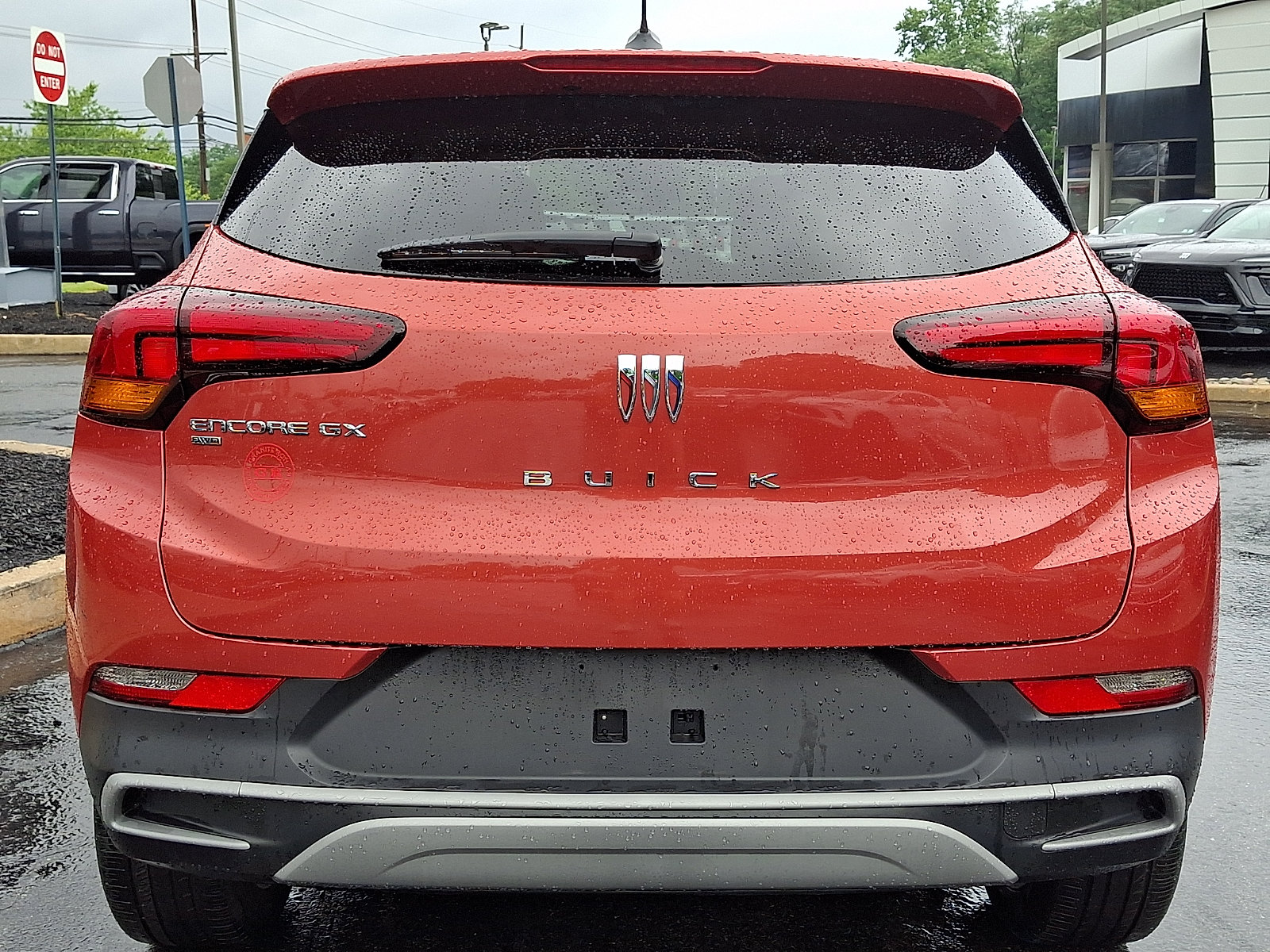 Used 2024 Buick Encore GX Preferred AWD/4WD image 5