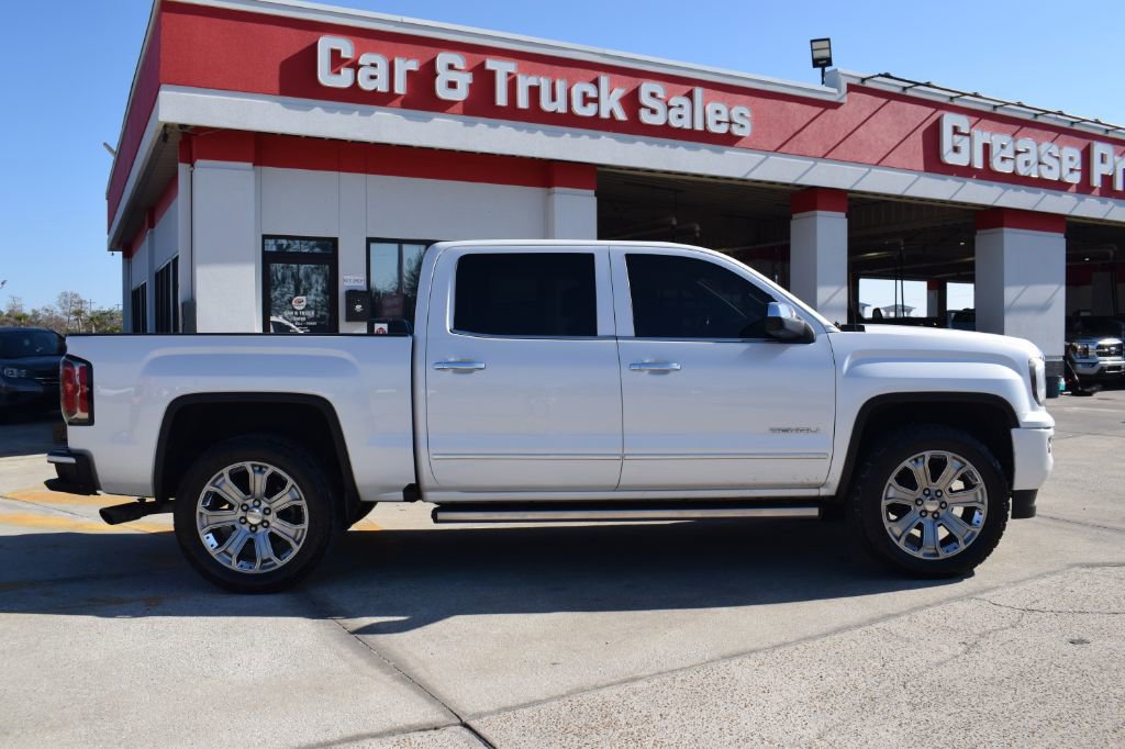Used 2018 GMC Sierra 1500 Denali w/ Denali Ultimate Package image 2