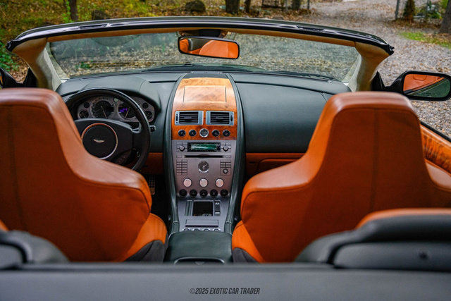 Used 2006 Aston Martin DB9 Volante RWD image 40