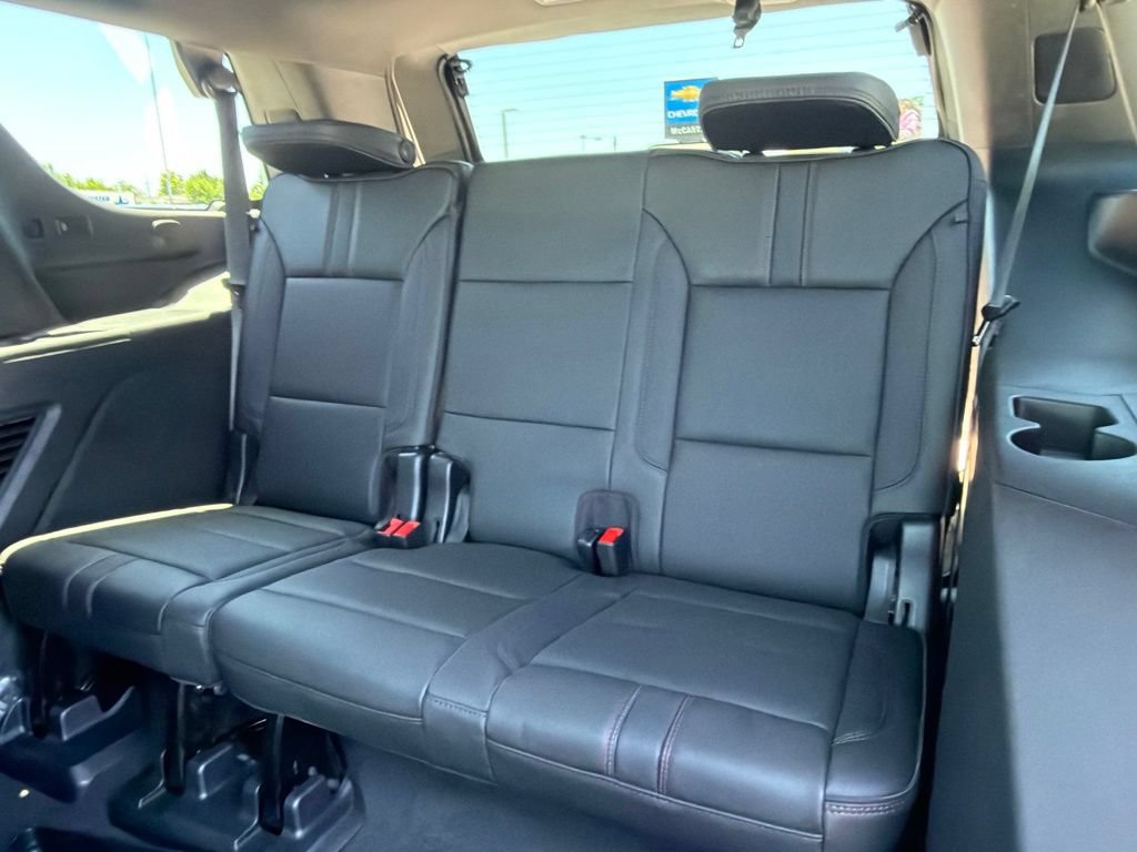 Used 2022 Chevrolet Tahoe RST w/ Sport Performance Package AWD/4WD image 16