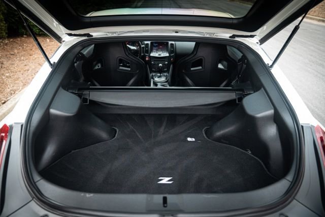 Used 2019 Nissan 370Z NISMO image 21