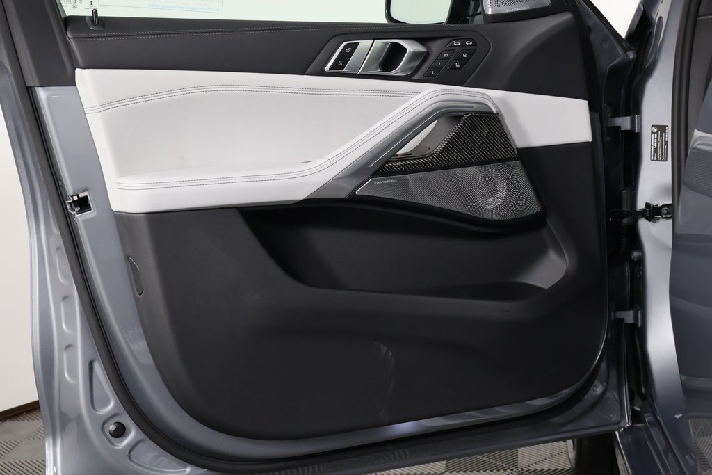 New 2027 BMW X6 M60i AWD/4WD image 7