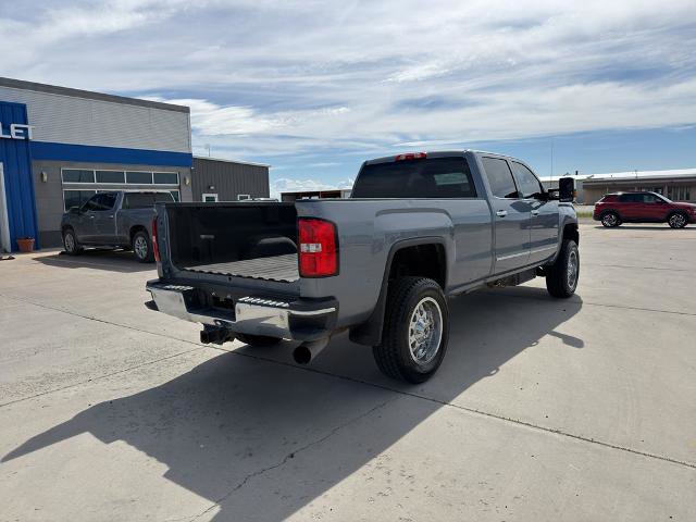 Used 2015 GMC Sierra 2500 SLT w/ Duramax Plus Package AWD/4WD image 5