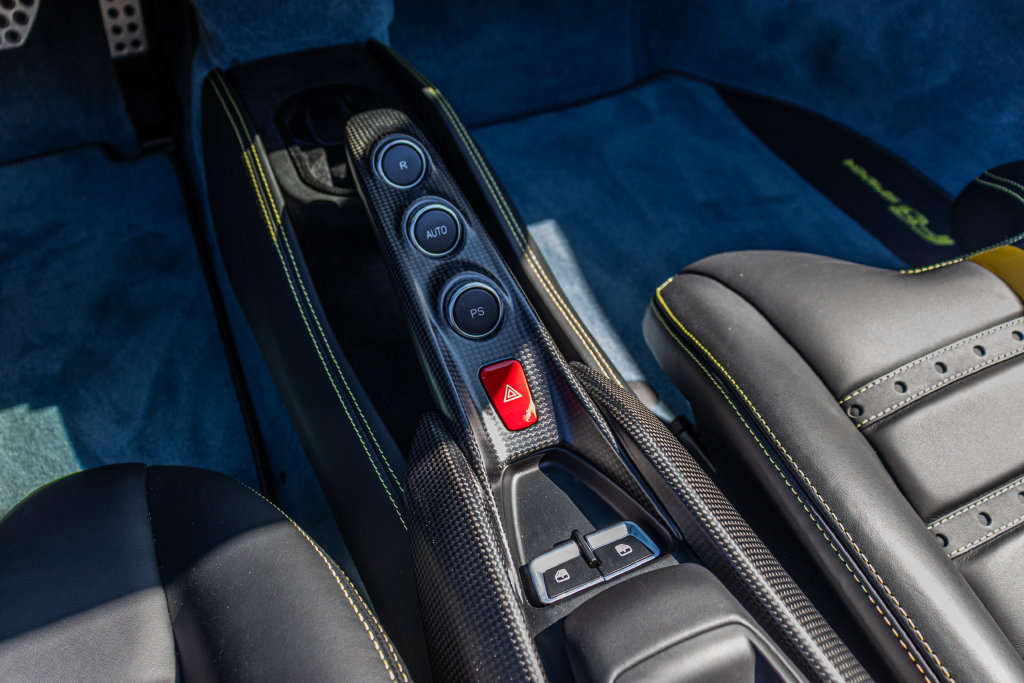 Certified 2022 Ferrari F8 Tributo RWD image 5