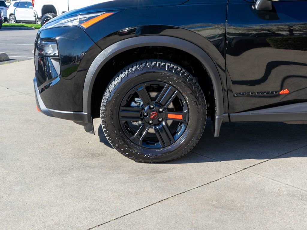 Used 2025 Nissan Rogue SV w/ Rock Creek Premium Package image 28