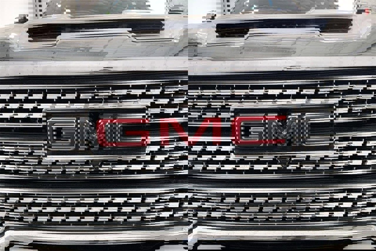 Used 2020 GMC Sierra 2500 Denali w/ Denali Ultimate Package image 26