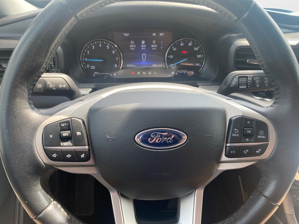 Used 2022 Ford Explorer XLT image 12