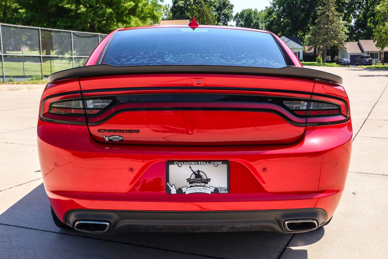 Used 2018 Dodge Charger SXT Plus w/ Blacktop Package RWD image 13