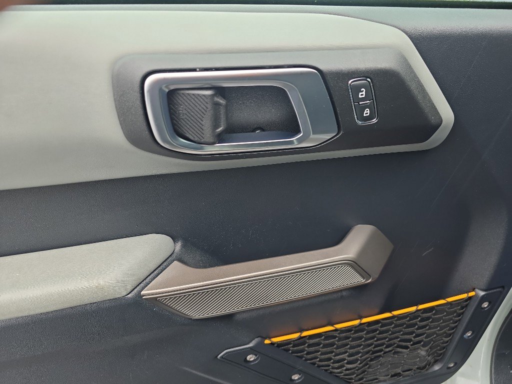 Used 2021 Ford Bronco Badlands image 11