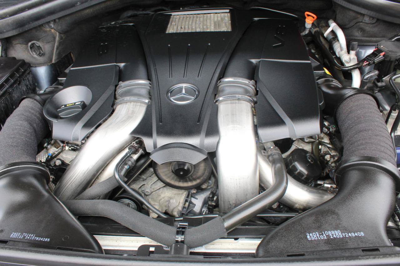 Used 2014 Mercedes-Benz GL 550 4MATIC image 39