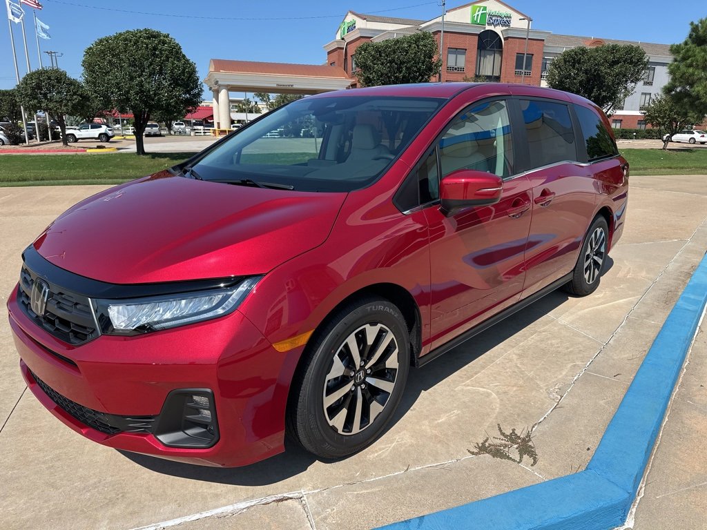 New 2026 Honda Odyssey EX-L image 4