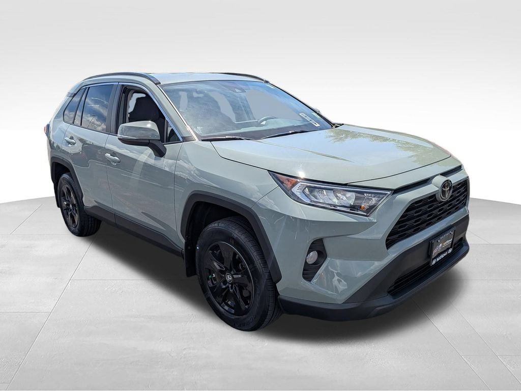Used 2020 Toyota RAV4 XLE w/ All Weather Liner Package AWD/4WD image 11