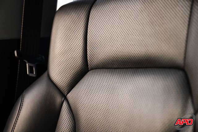 Used 2021 Lexus LX 570 4WD w/ Luxury Package image 24