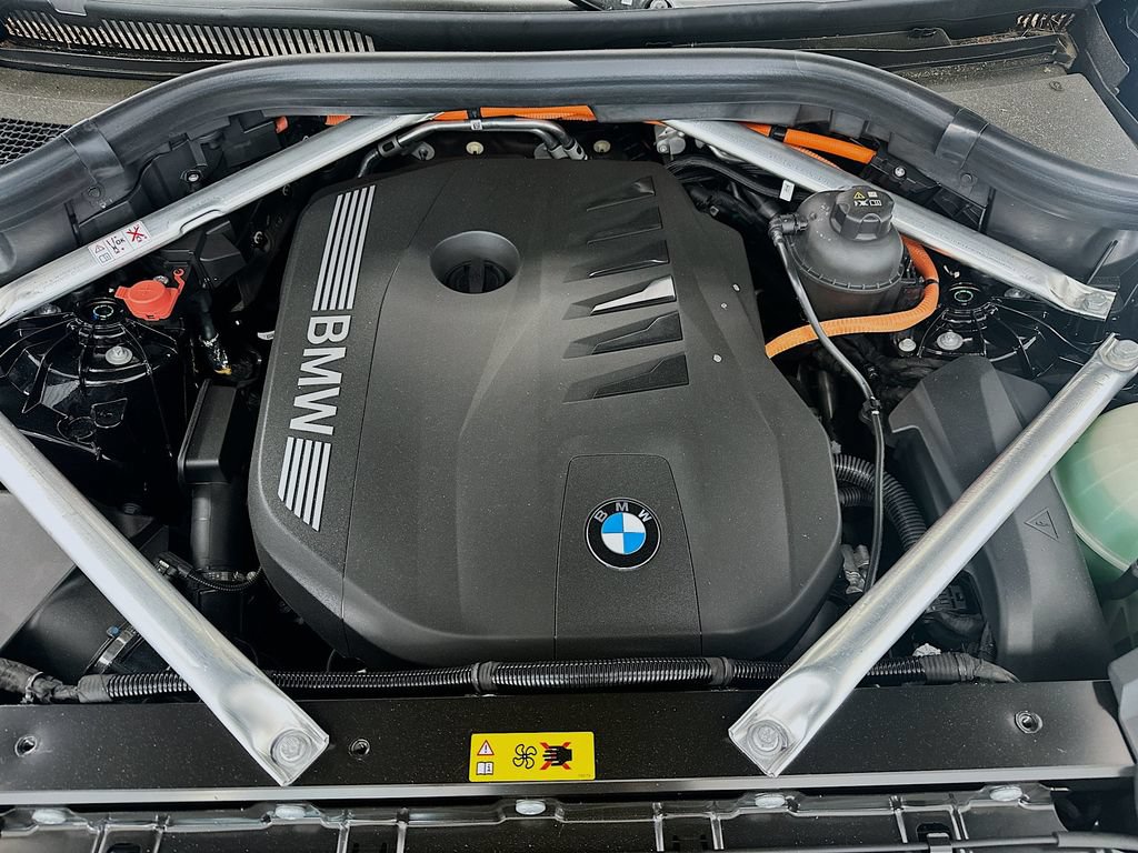 Used 2026 BMW X5 xDrive50e AWD/4WD image 31