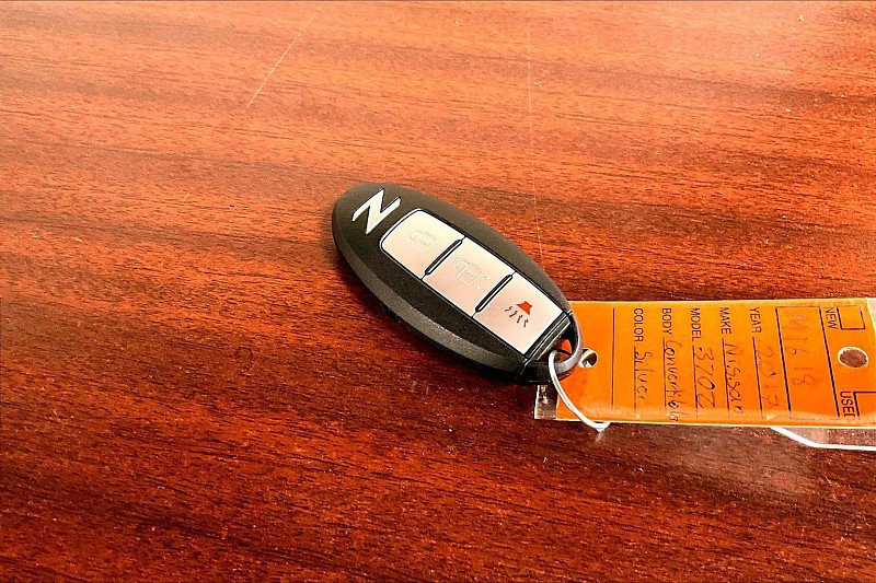 Used 2017 Nissan 370Z Touring image 10