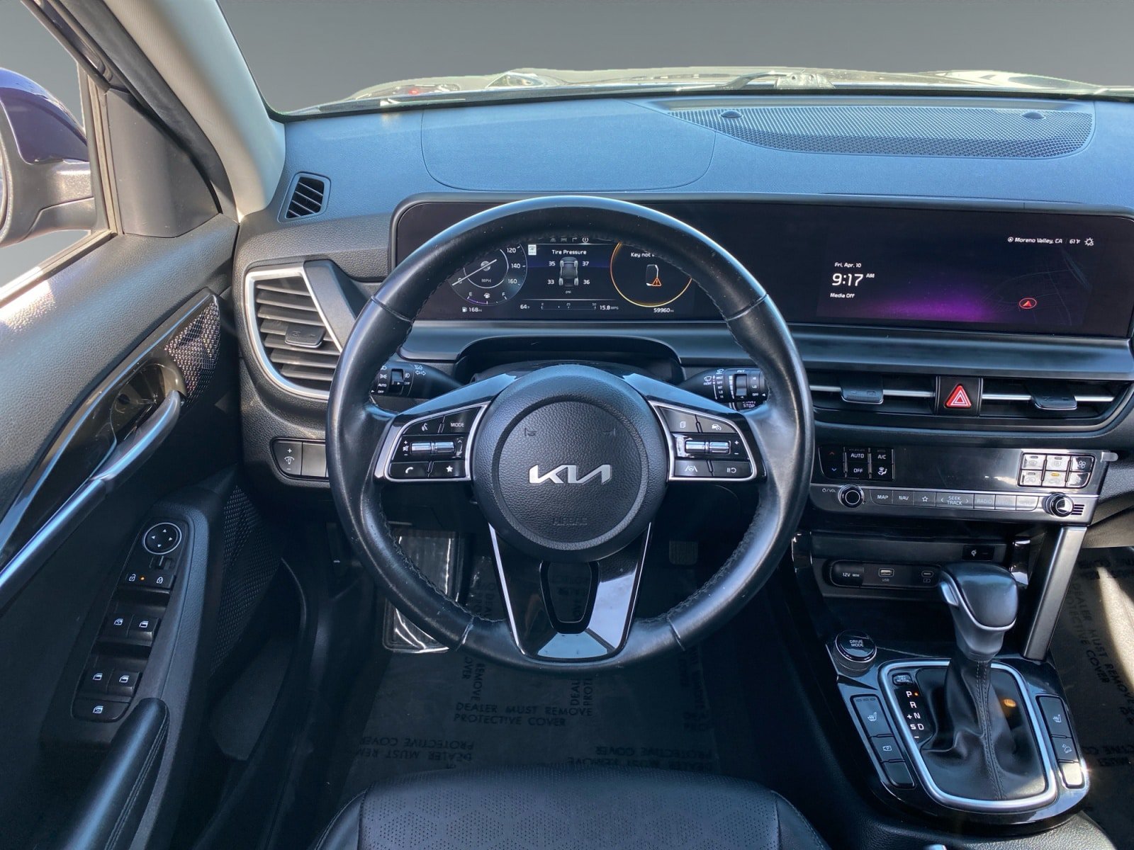 Used 2024 Kia Seltos EX FWD image 12
