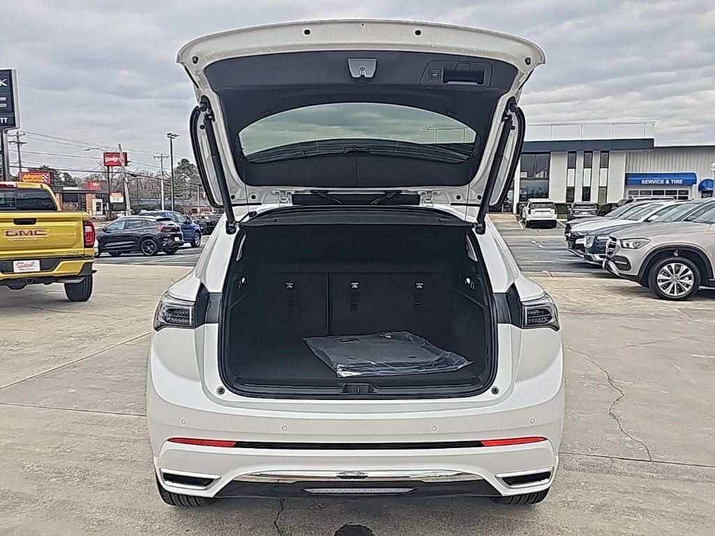 New 2025 Buick Envision Avenir image 6