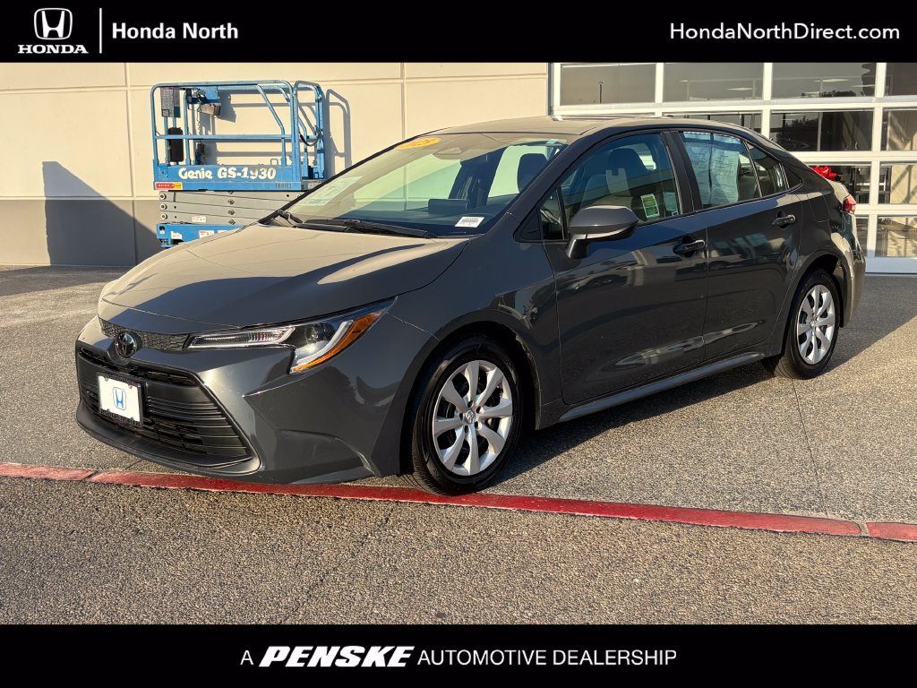 Used 2025 Toyota Corolla LE