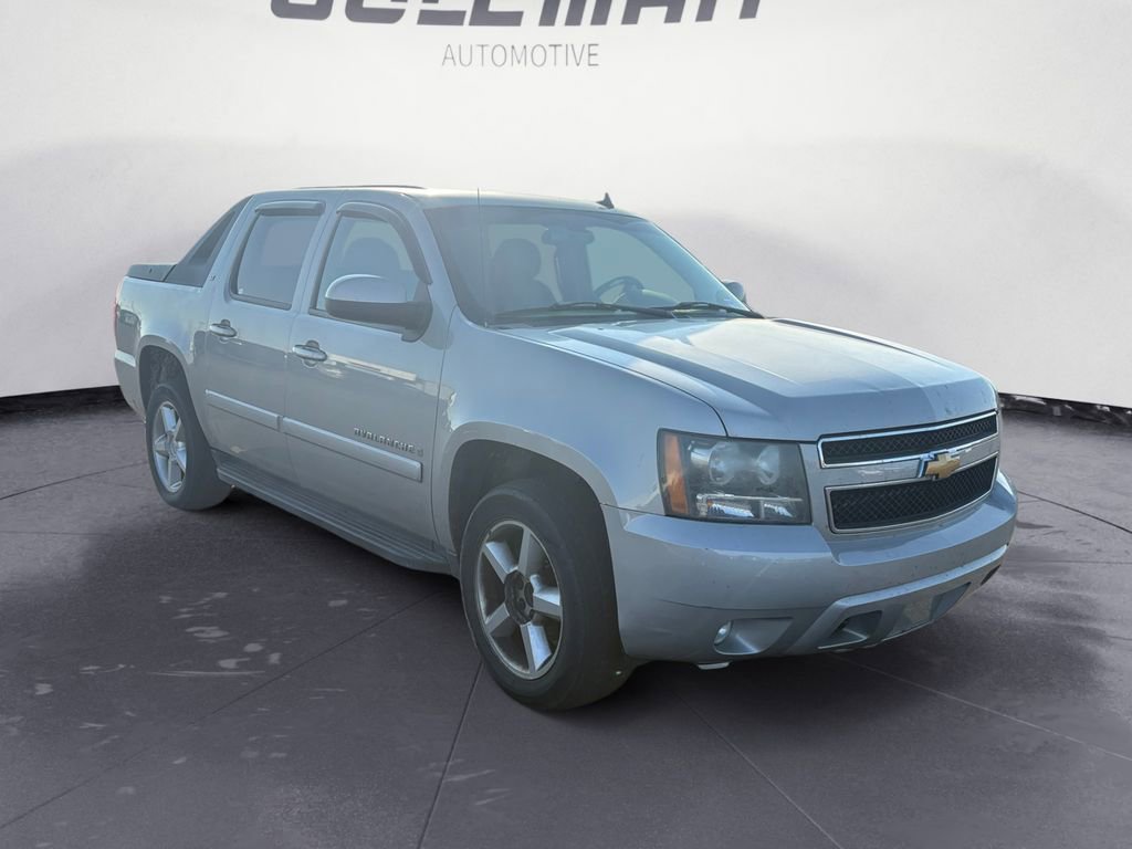 Used 2008 Chevrolet Avalanche LT w/ Convenience Package #1 image 7