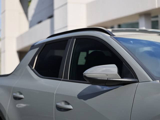 Used 2022 Hyundai Santa Cruz Limited w/ Launch Package AWD/4WD image 3