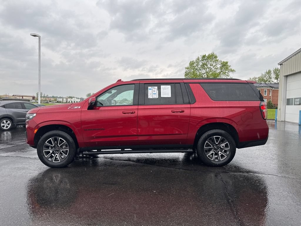 Used 2022 Chevrolet Suburban Z71 w/ Luxury Package AWD/4WD image 4
