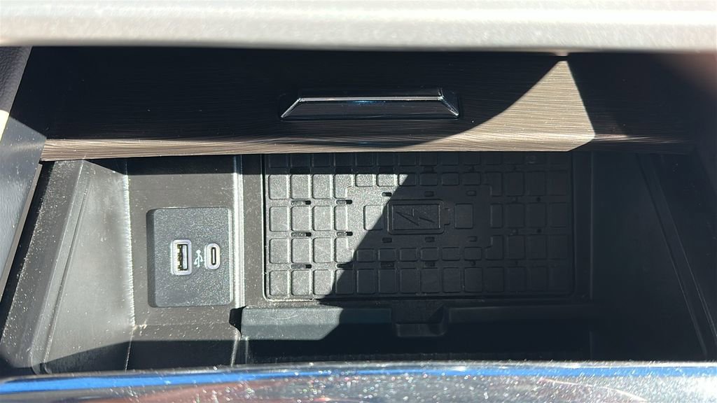 Used 2024 Ford Expedition Max Limited image 27