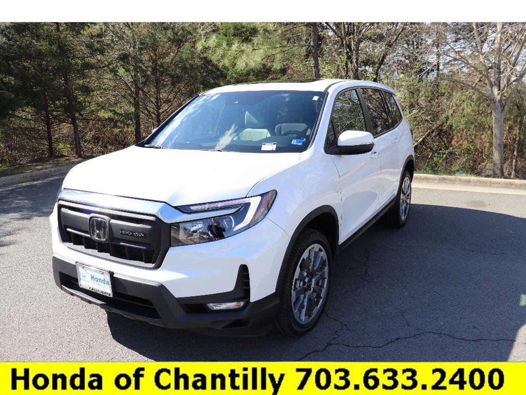 Certified 2024 Honda Passport EX-L image 3