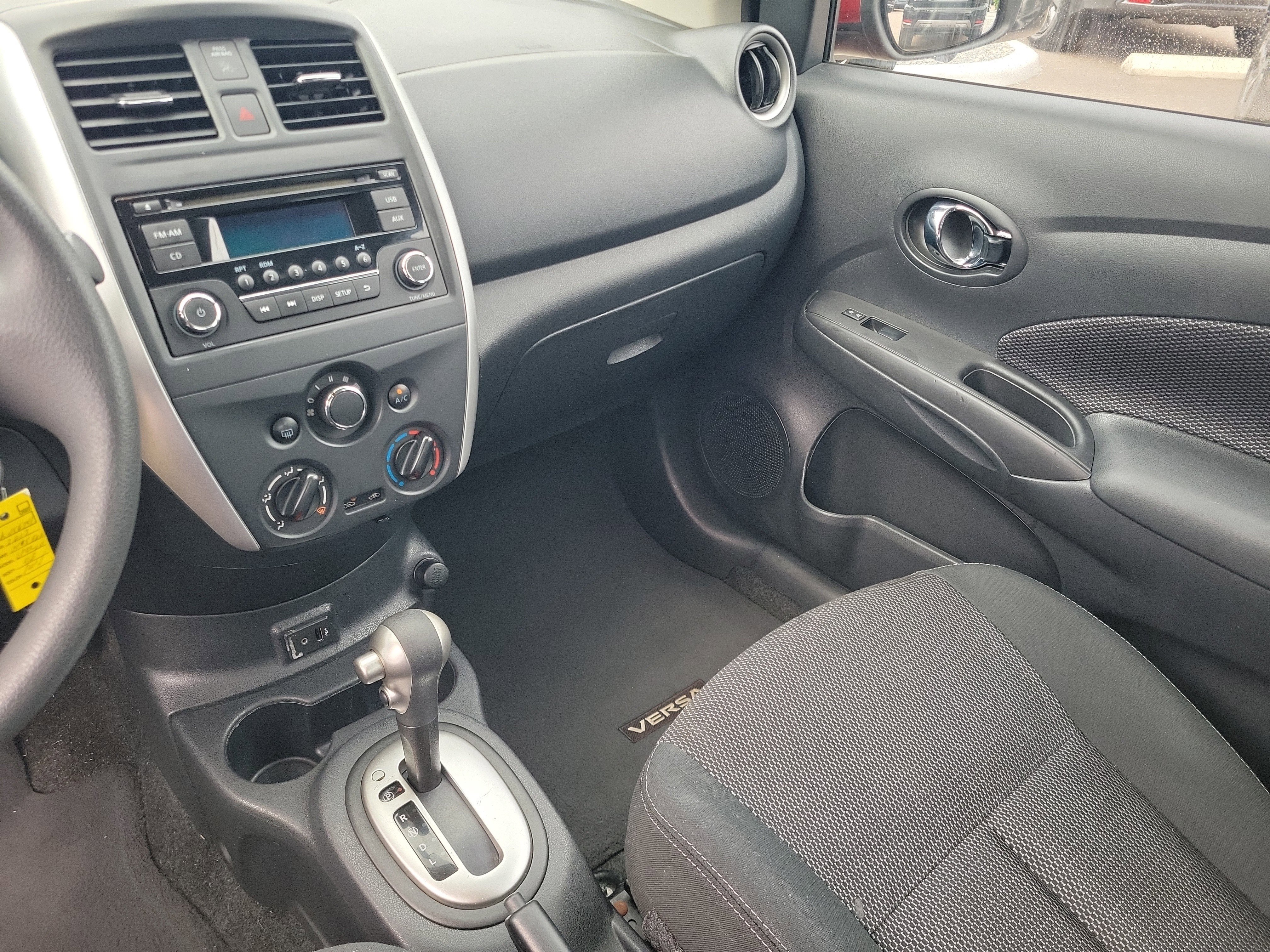 Used 2017 Nissan Versa SV image 32
