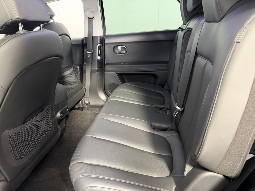Used 2025 Hyundai Ioniq 5 SEL RWD image 26