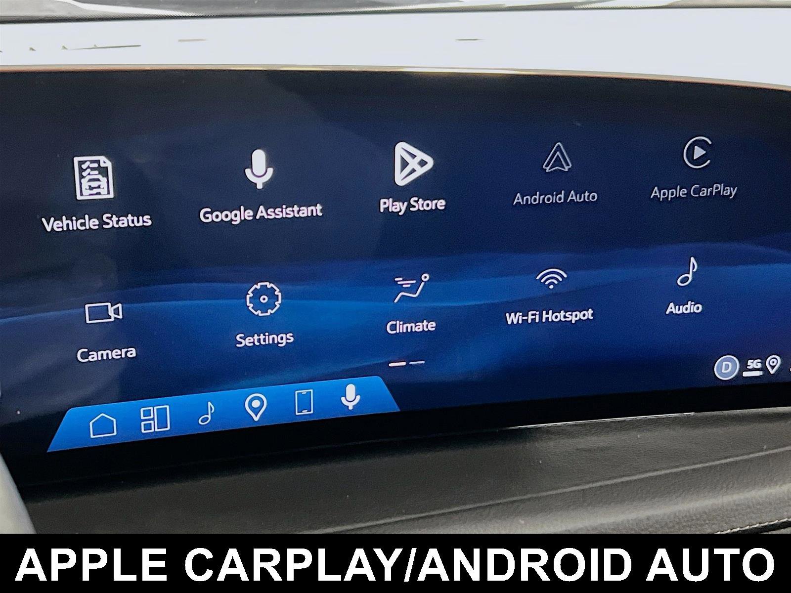 Used 2025 Cadillac XT4 Premium Luxury image 14