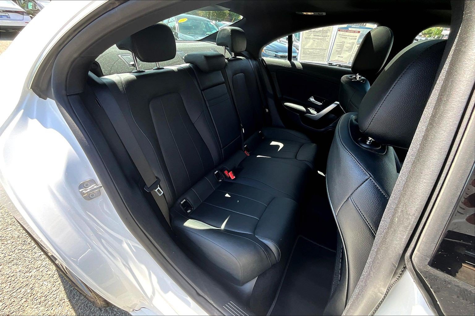 Used 2025 Mercedes-Benz CLA 250 4MATIC image 29