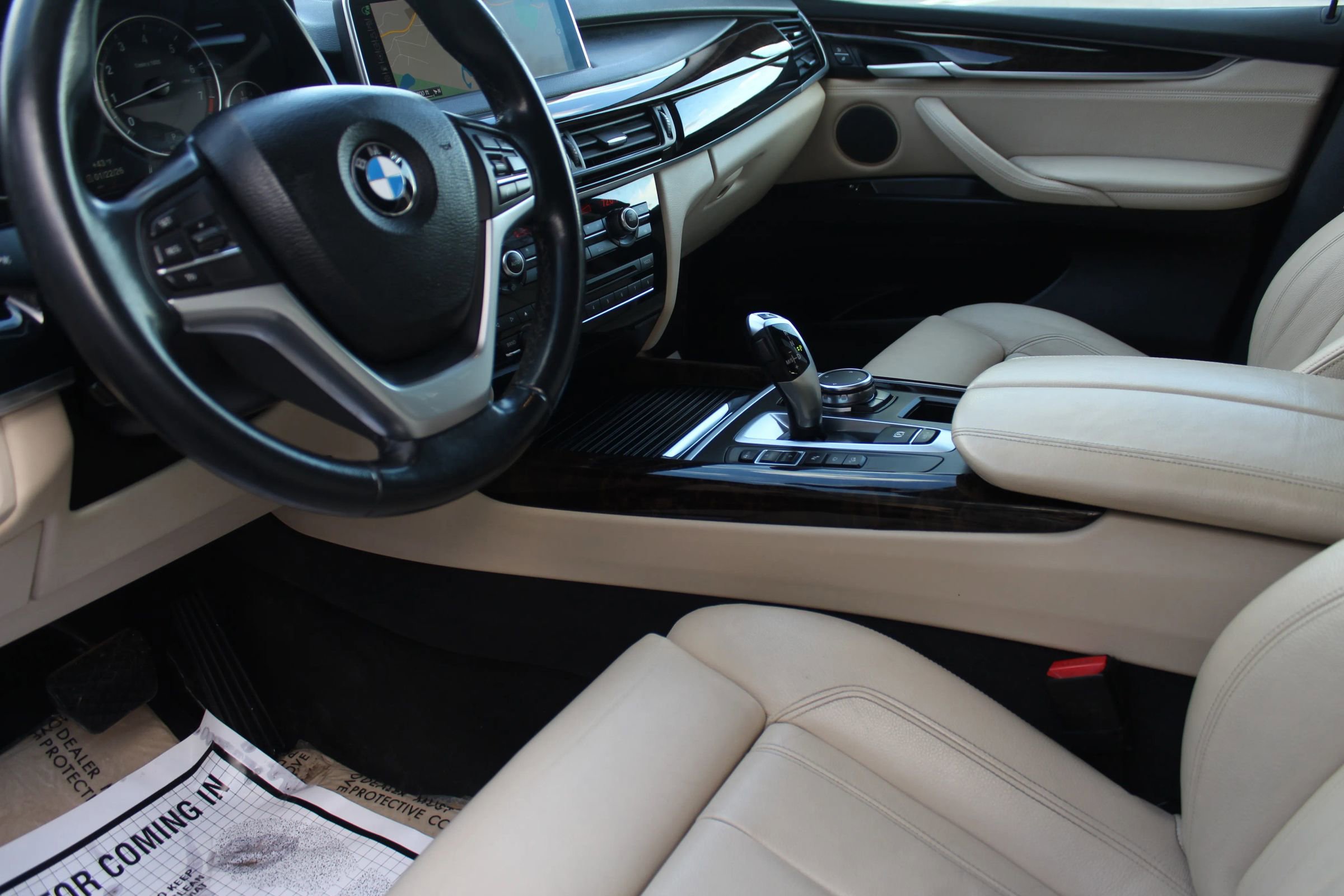 Used 2016 BMW X5 xDrive50i image 11