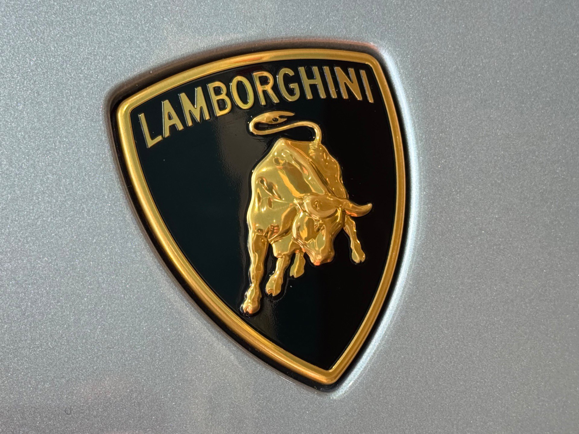 Used 2024 Lamborghini Huracan Sterrato image 28