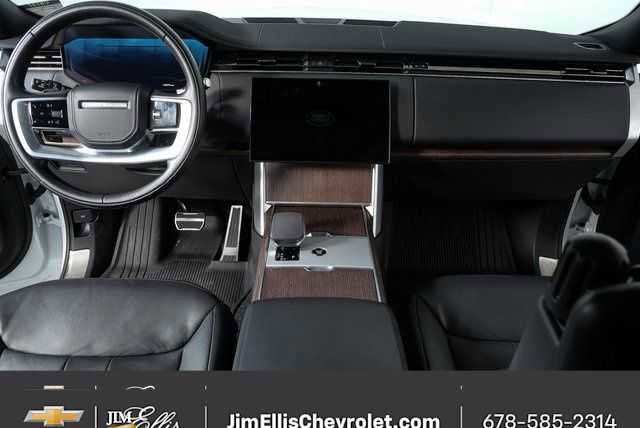 Used 2024 Land Rover Range Rover SE image 18