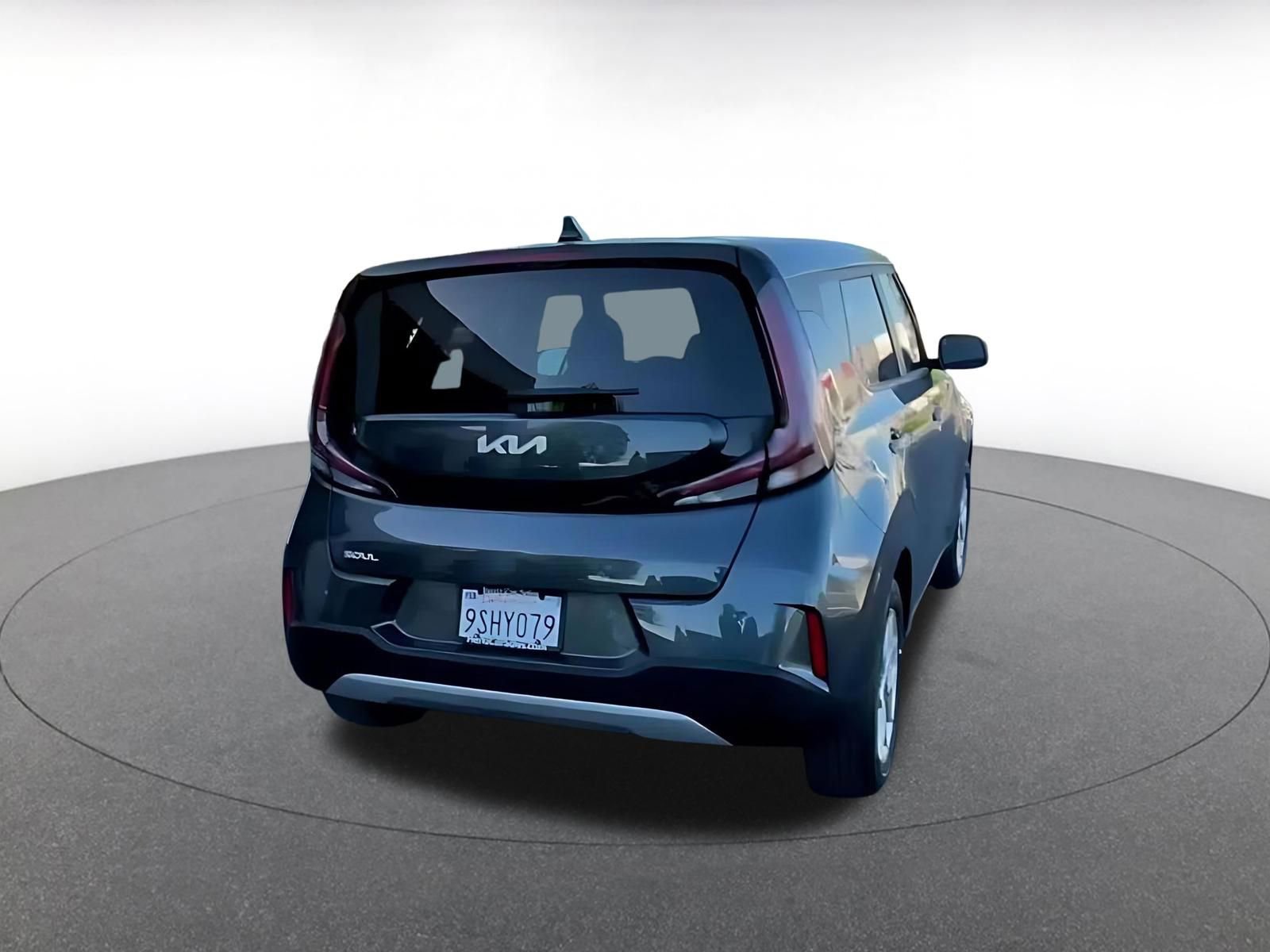 Used 2025 Kia Soul LX w/ LX Technology Package image 12